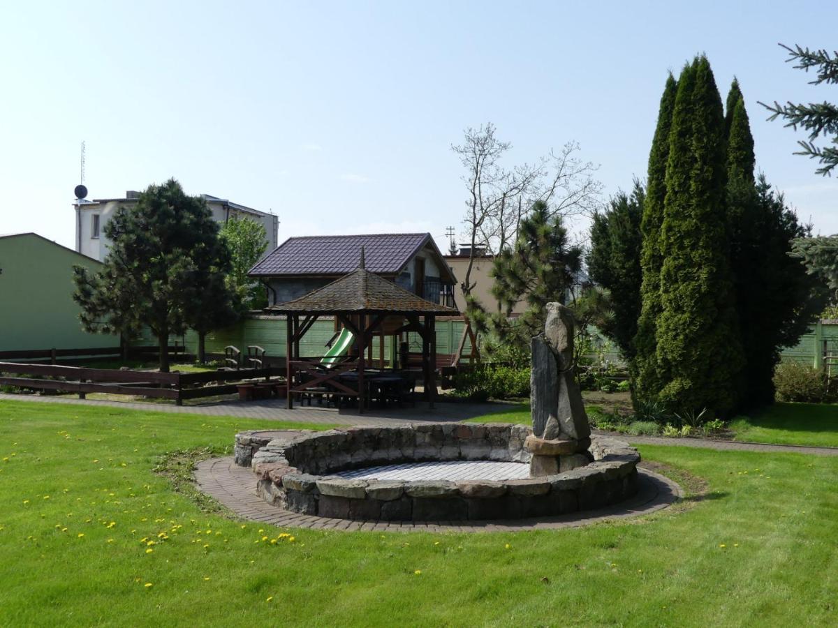 Pensjonat Cichy Kacik Kąty Rybackie Exterior foto